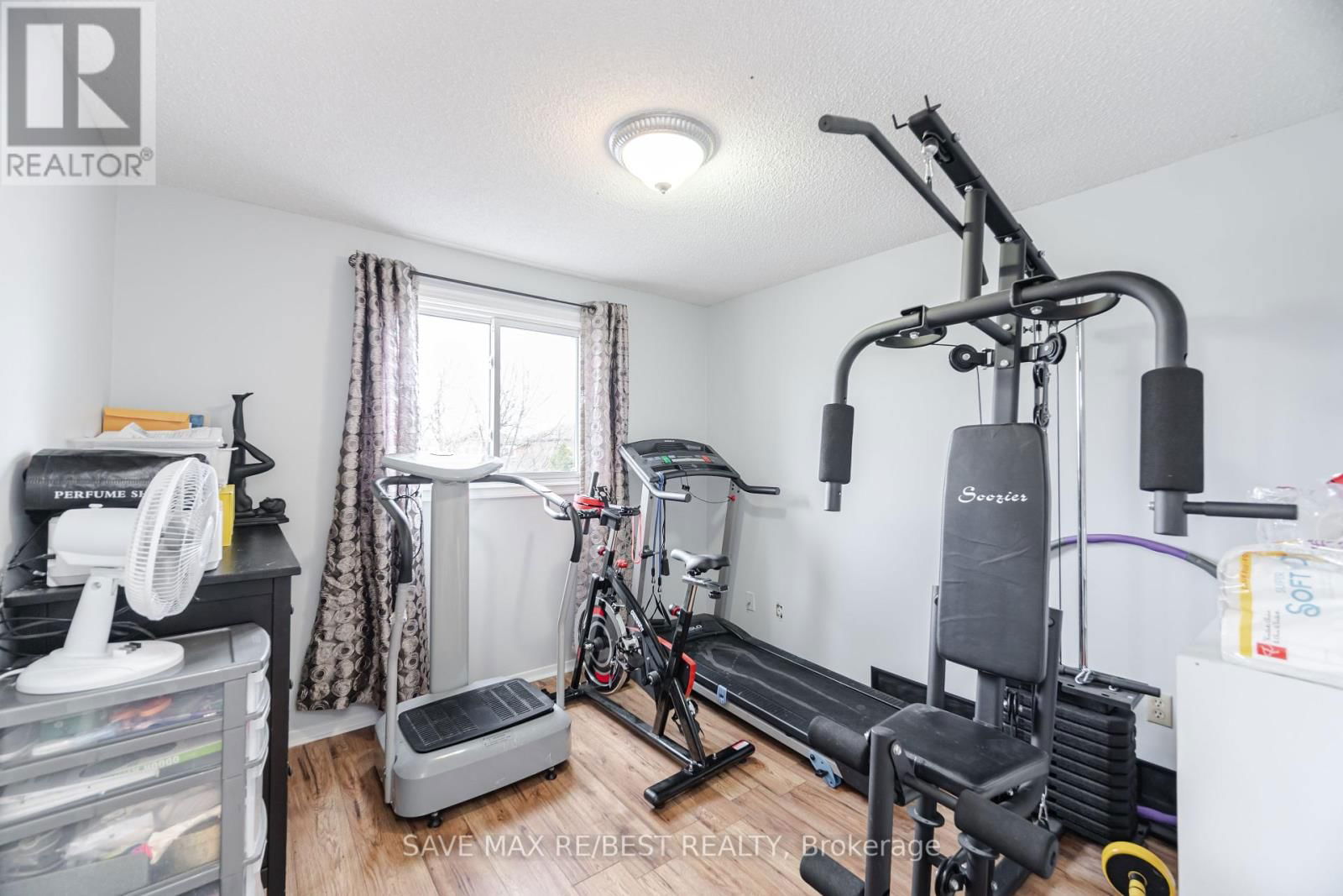 14 RUSTYWOOD DRIVE Image 25