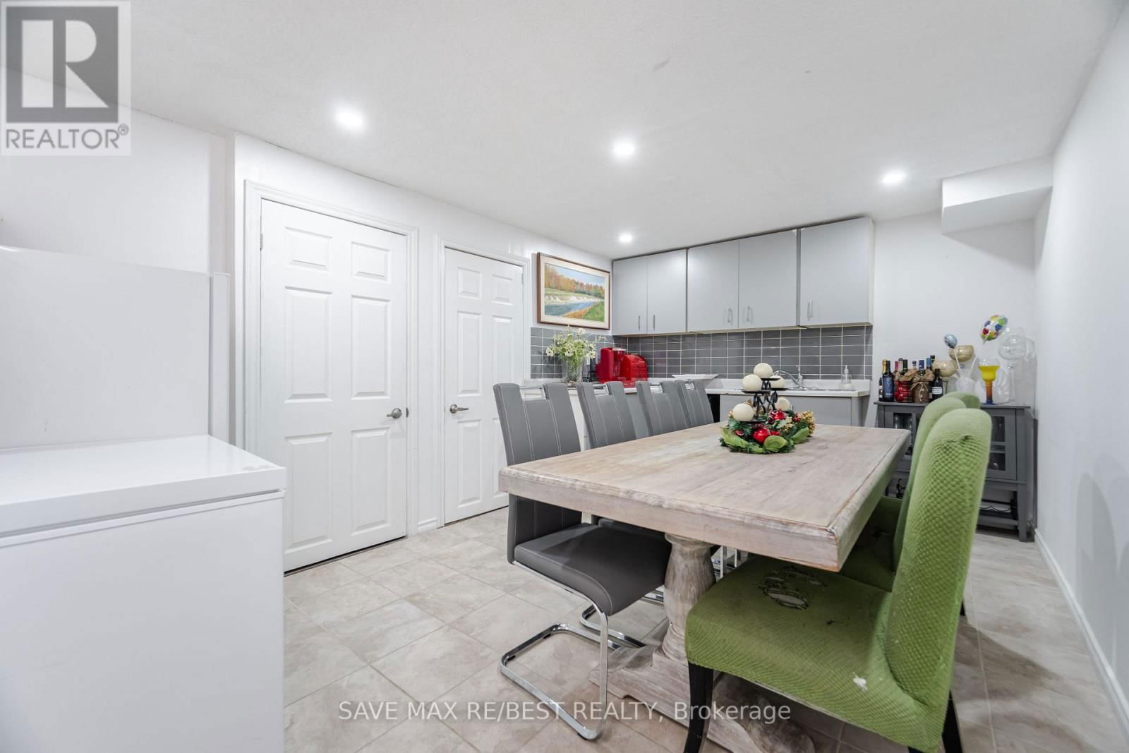 14 RUSTYWOOD DRIVE Image 28