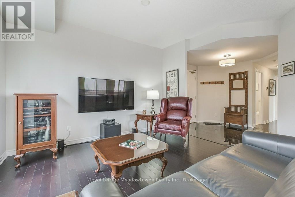 410 - 483 FAITH DRIVE Image 13
