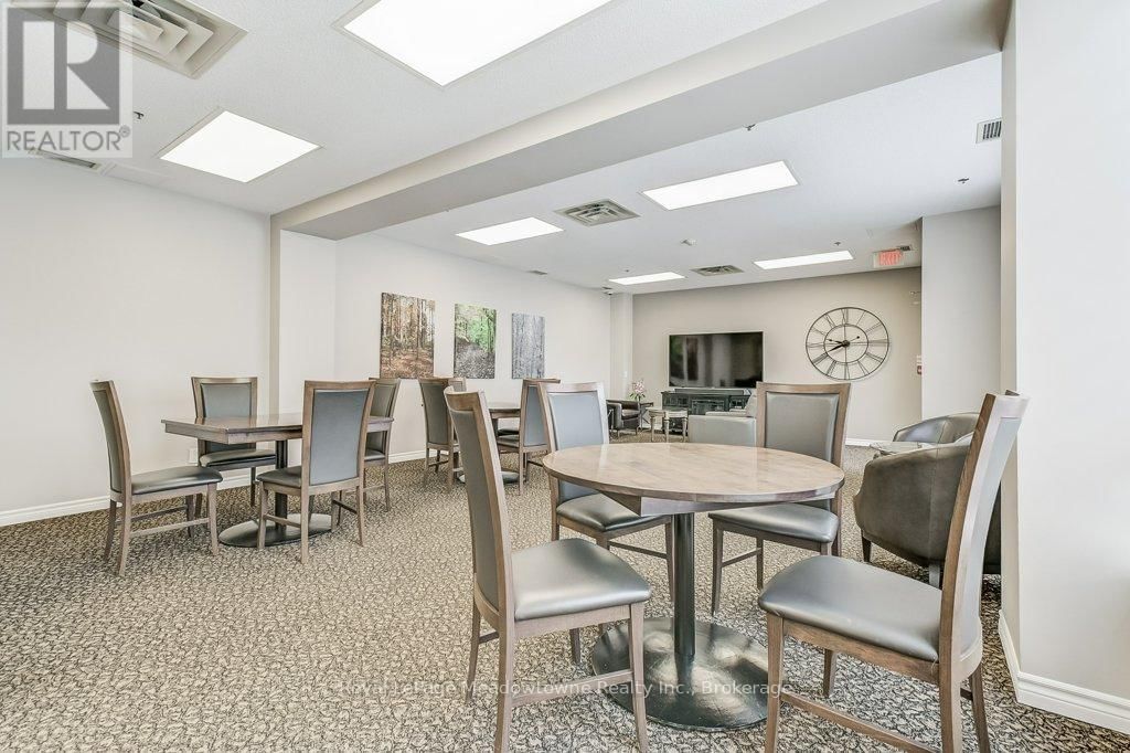 410 - 483 FAITH DRIVE Image 39
