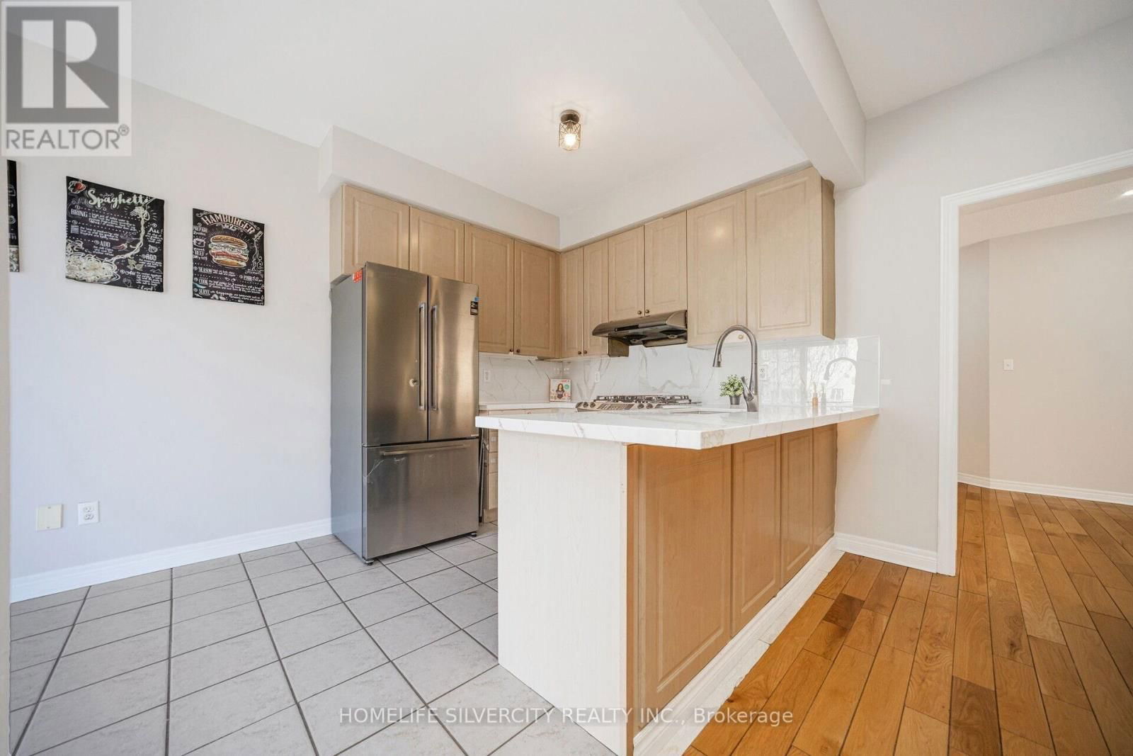 6 ARIA LANE Image 14