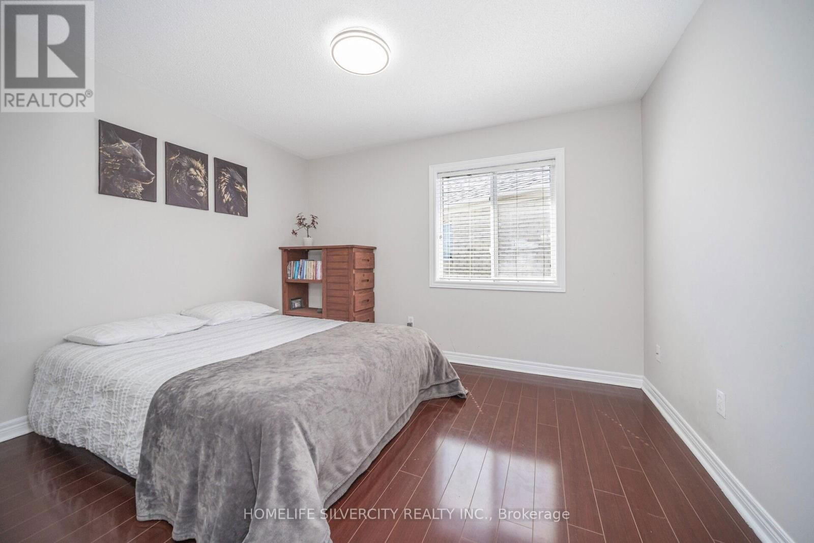 6 ARIA LANE Image 27