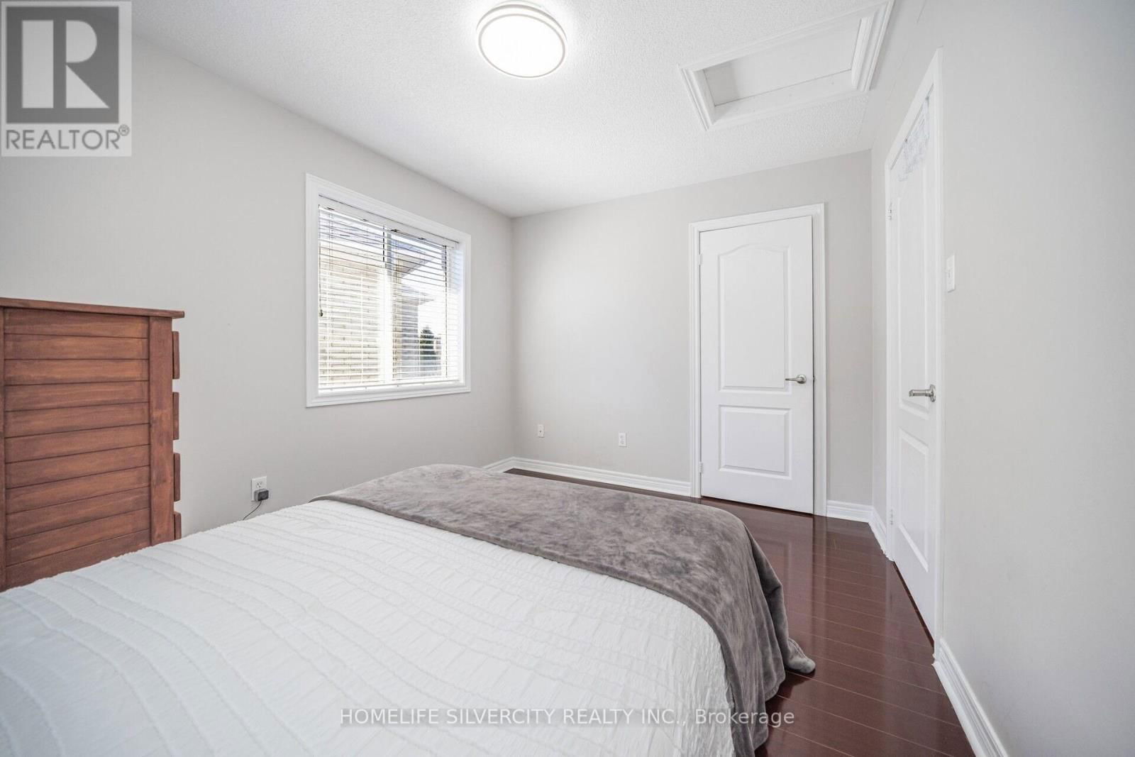 6 ARIA LANE Image 28