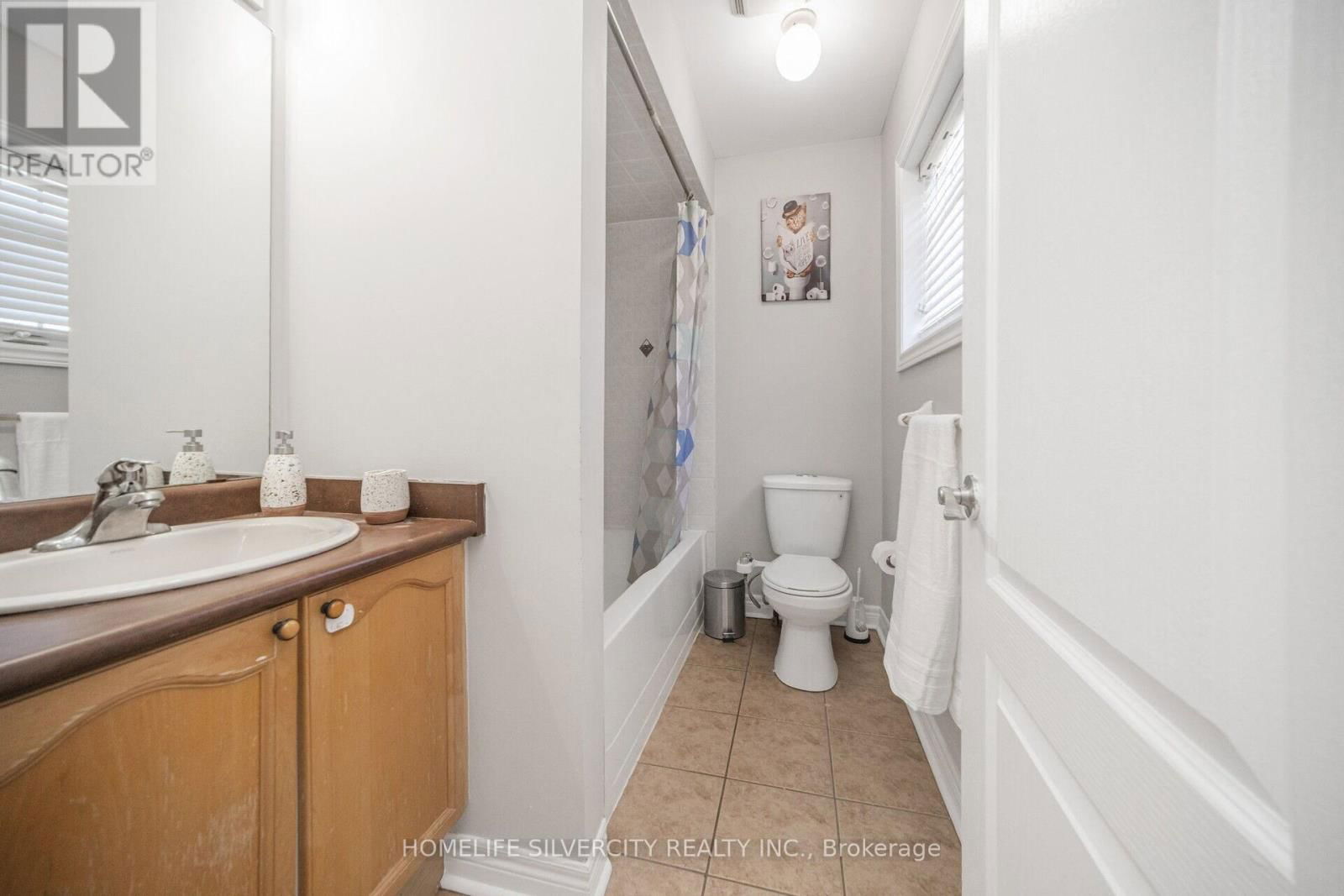 6 ARIA LANE Image 30