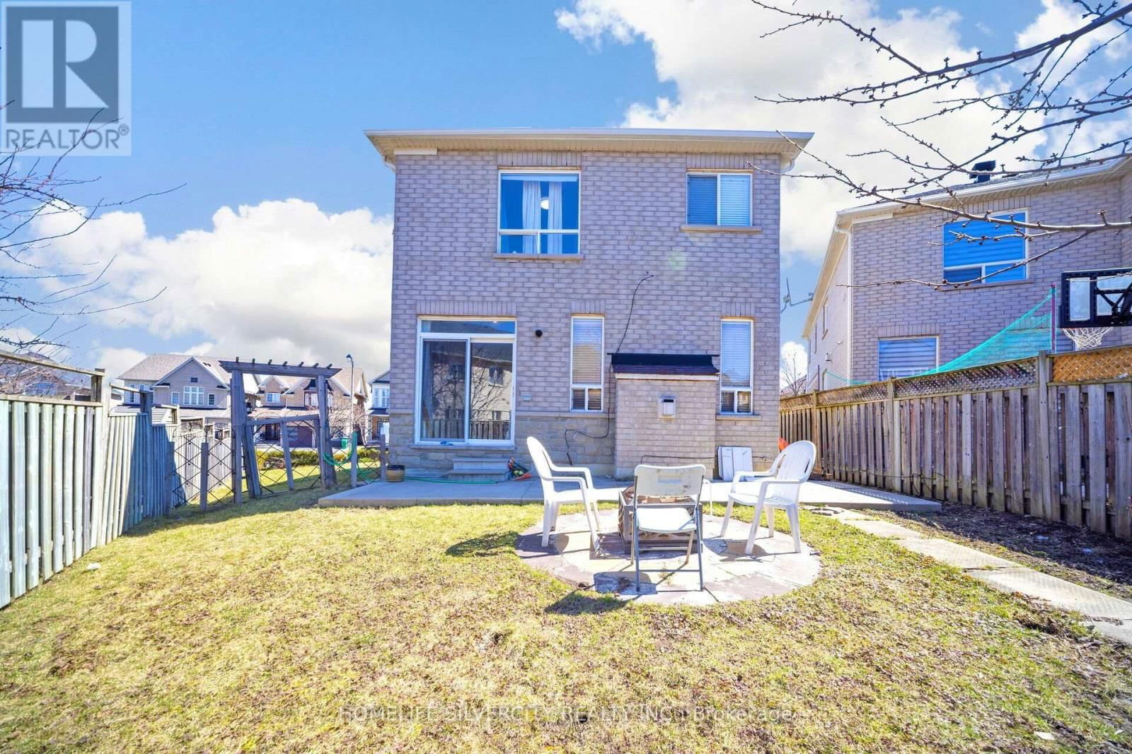 6 ARIA LANE Image 47