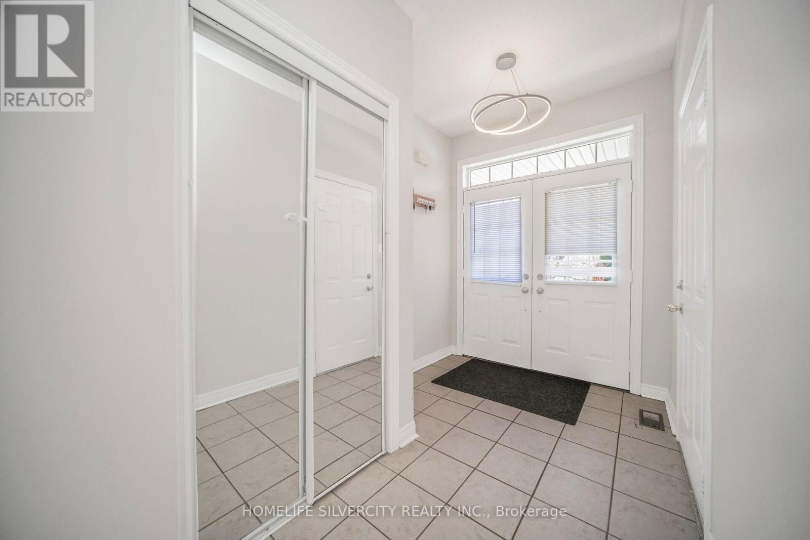 6 ARIA LANE Image 5