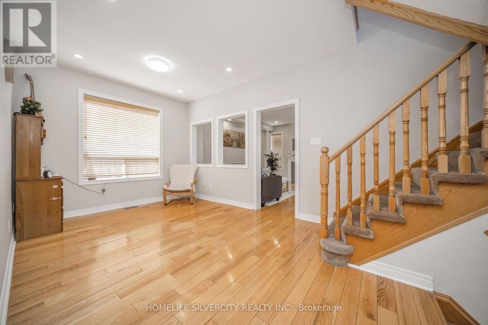 6 ARIA LANE Image 6