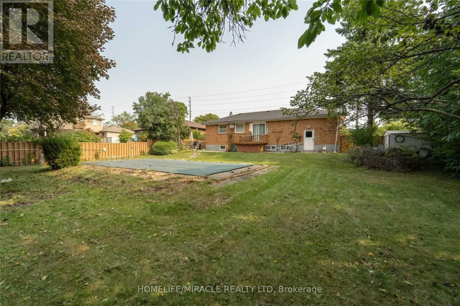 376 THIRD LINE Image 12