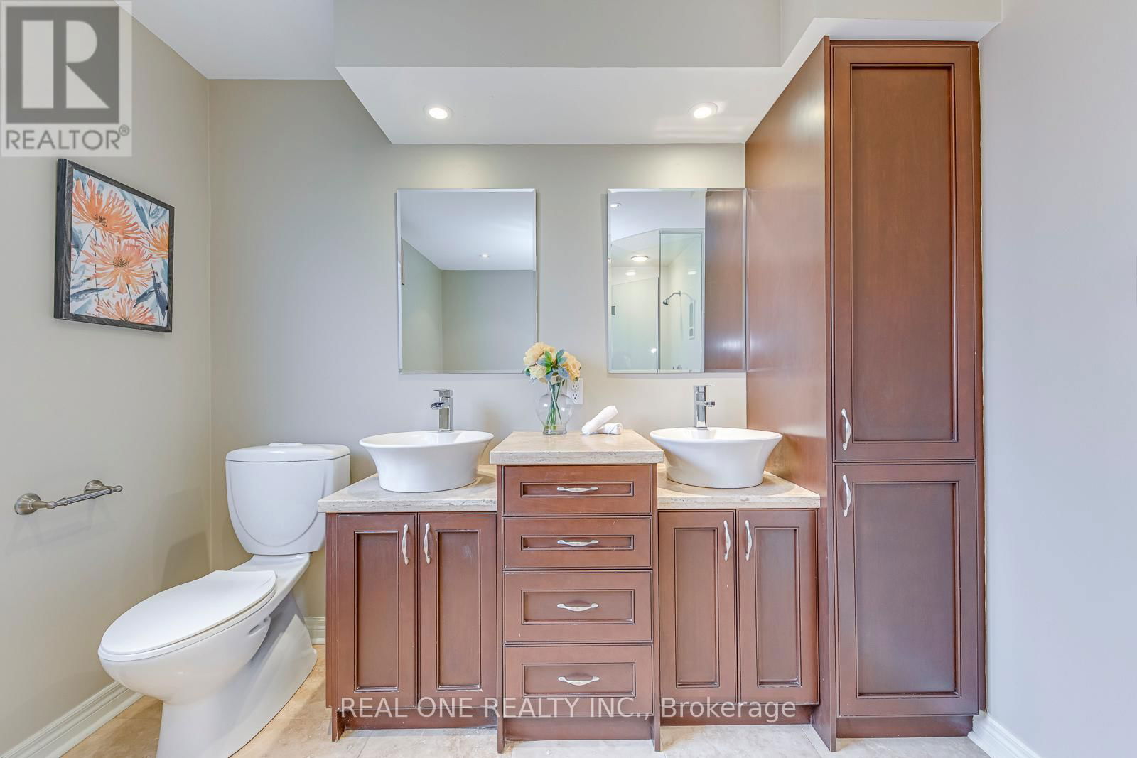 144 MAYLA DRIVE Image 28