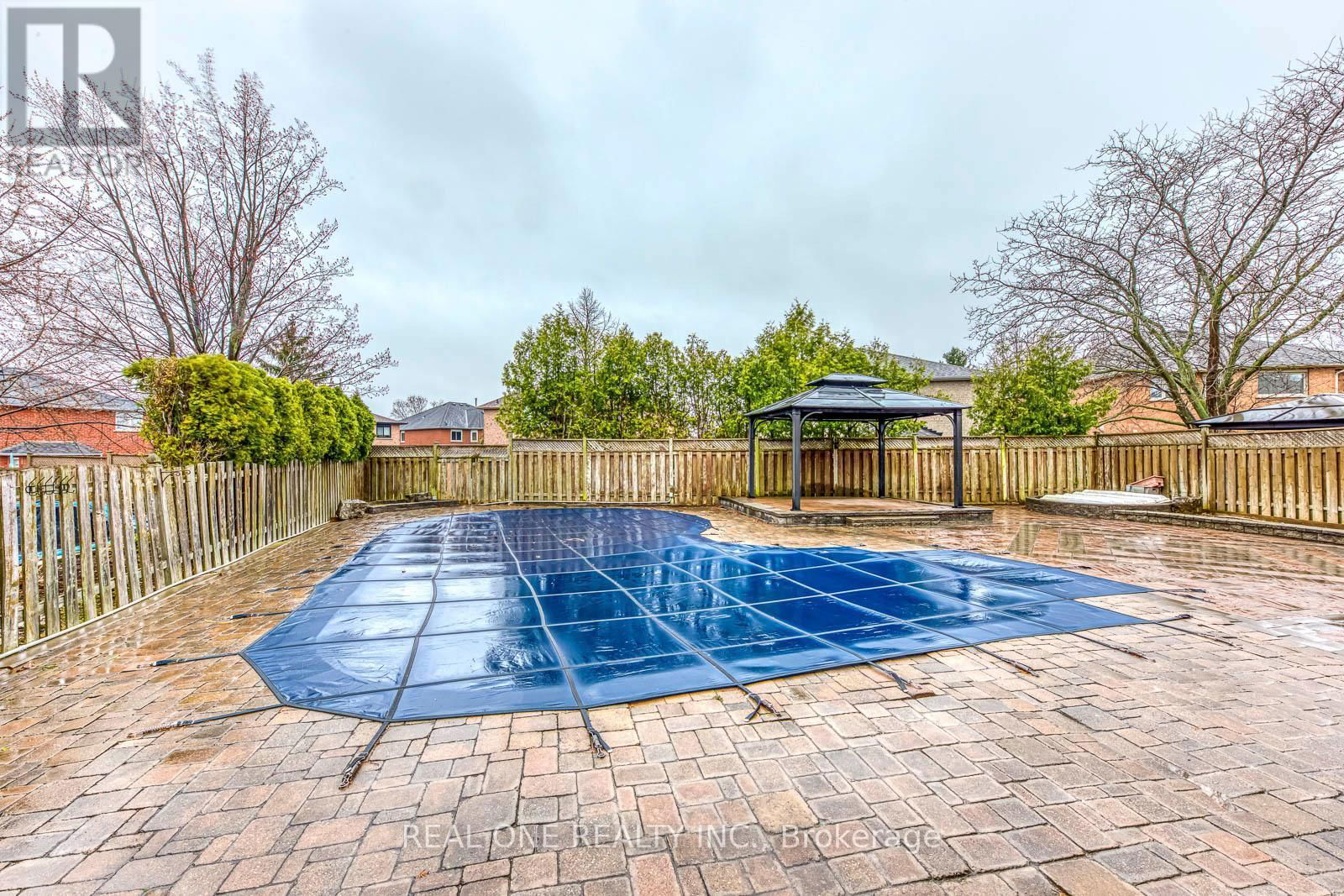 144 MAYLA DRIVE Image 47