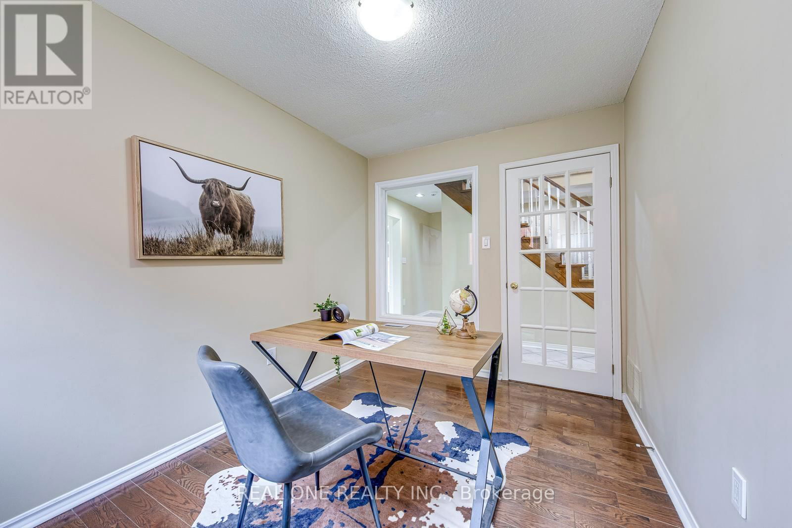 144 MAYLA DRIVE Image 9