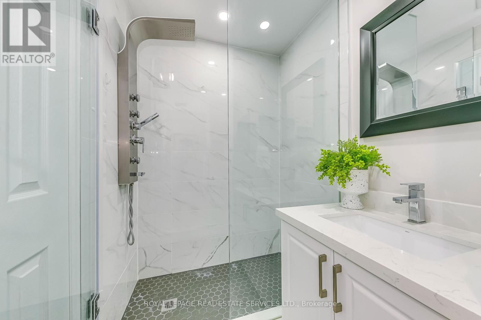 26 MILLER ROAD Image 19