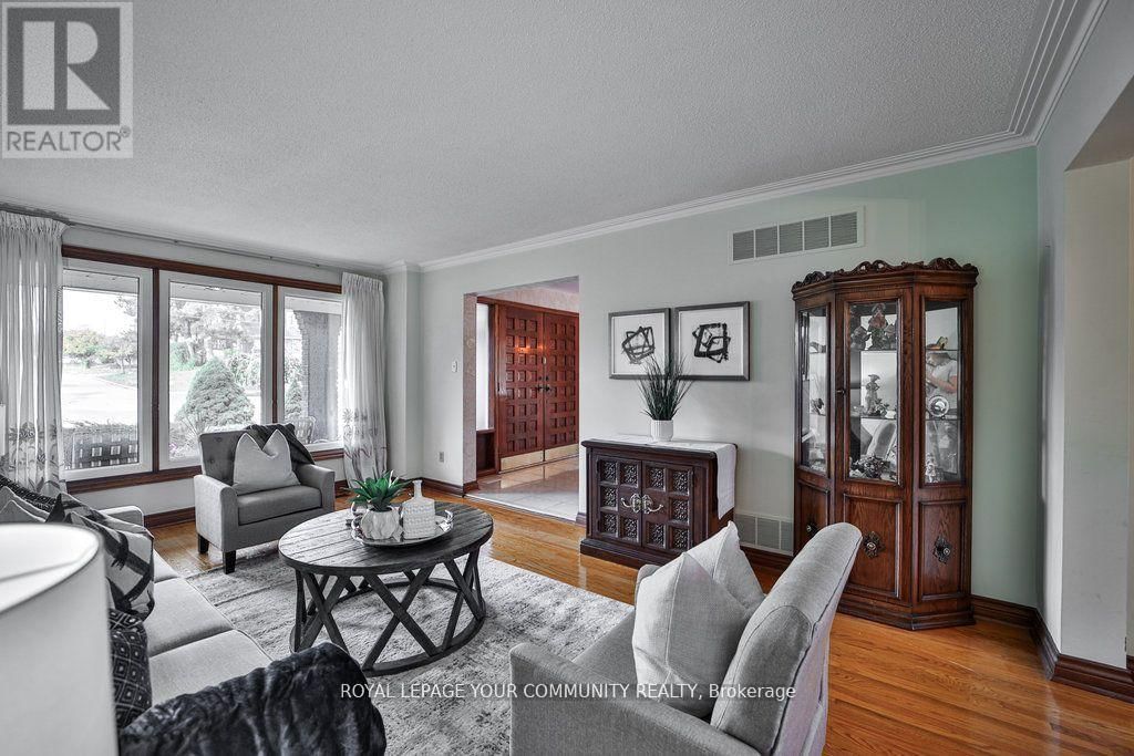 21 DISAN COURT Image 15