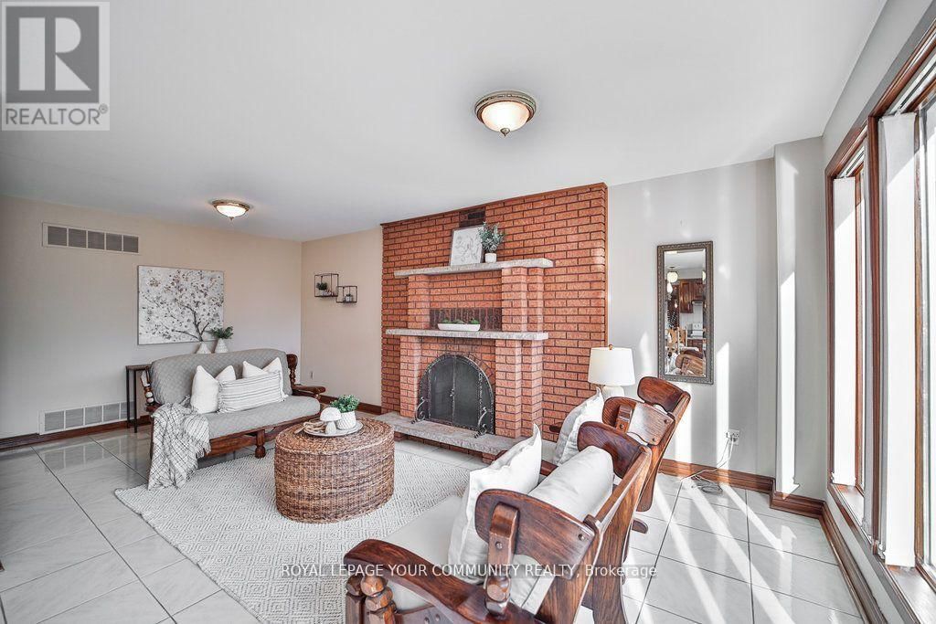 21 DISAN COURT Image 21