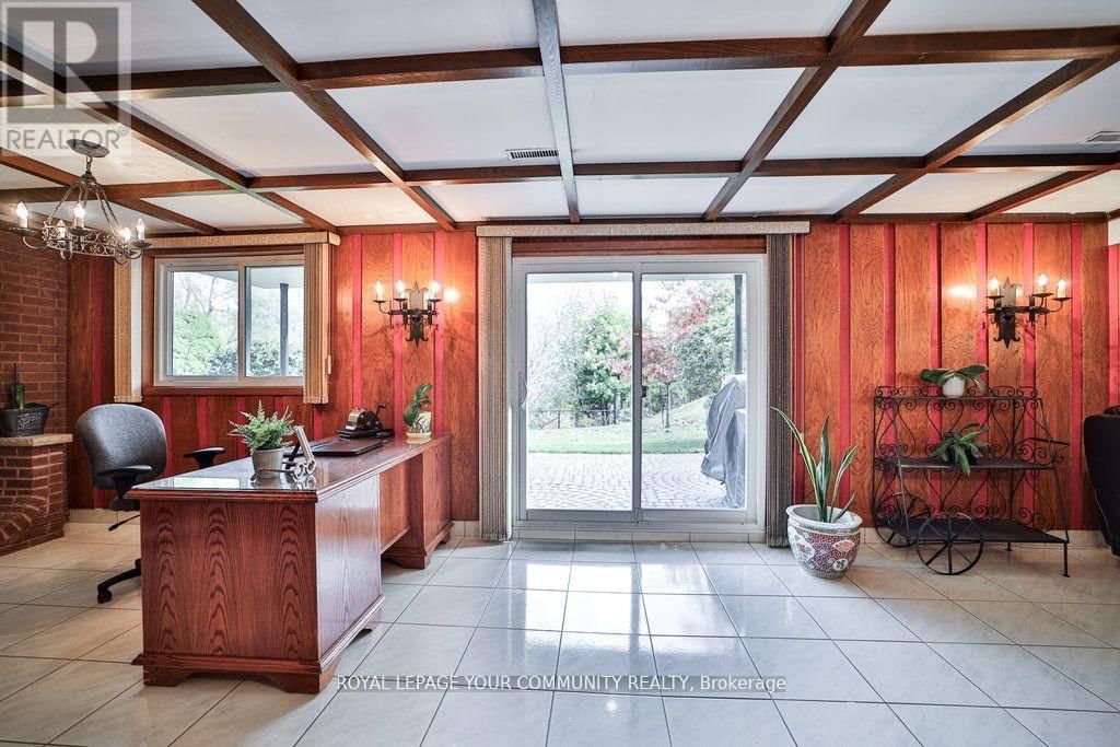21 DISAN COURT Image 36