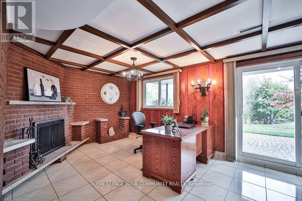 21 DISAN COURT Image 37