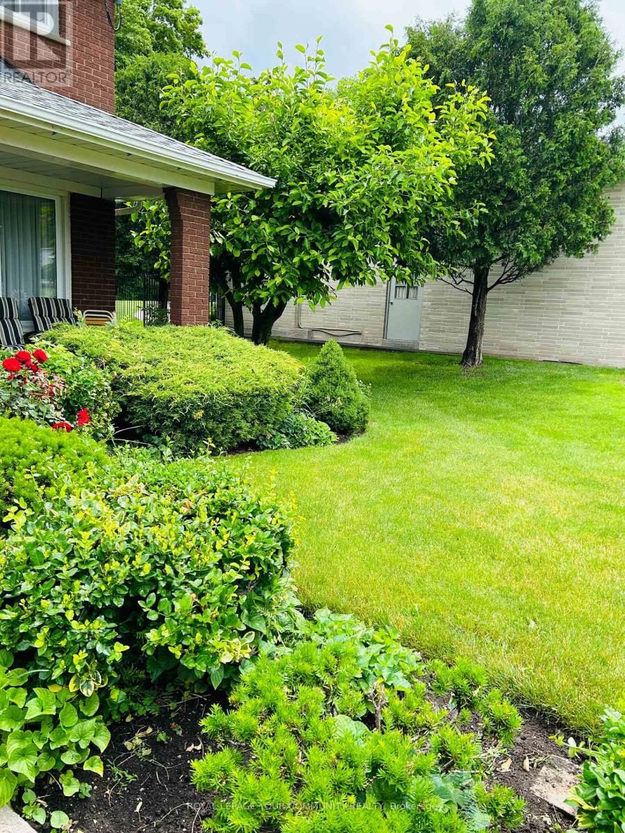 21 DISAN COURT Image 43