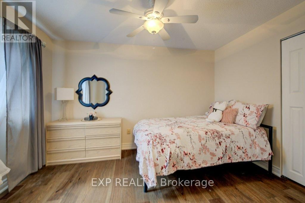57B - 5865 DALEBROOK CRESCENT Image 26