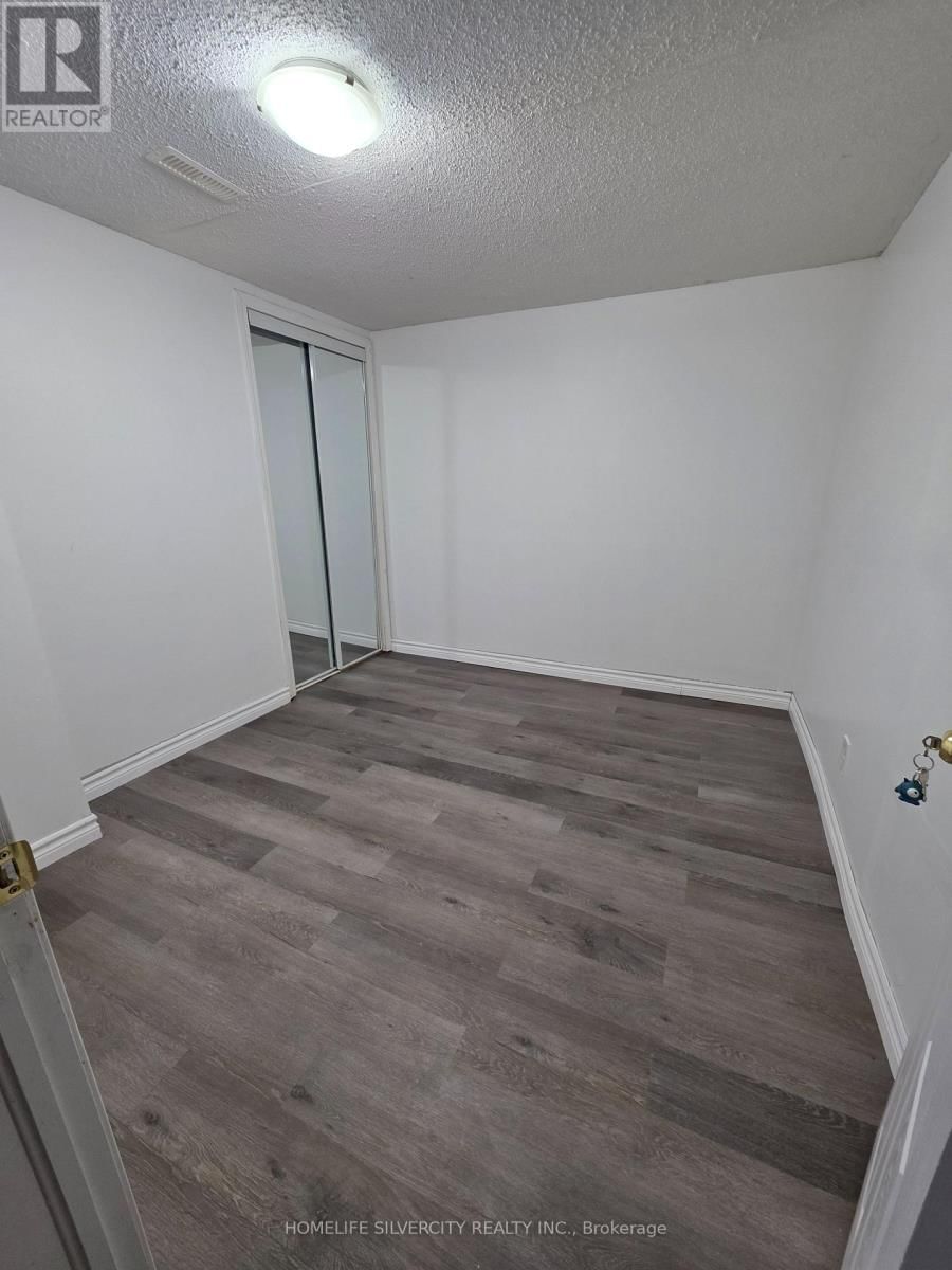 3758 KEENAN CRESCENT Image 21