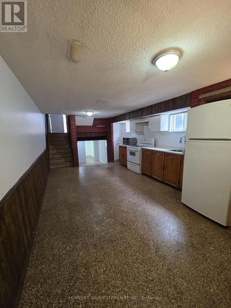 3758 KEENAN CRESCENT Image 23