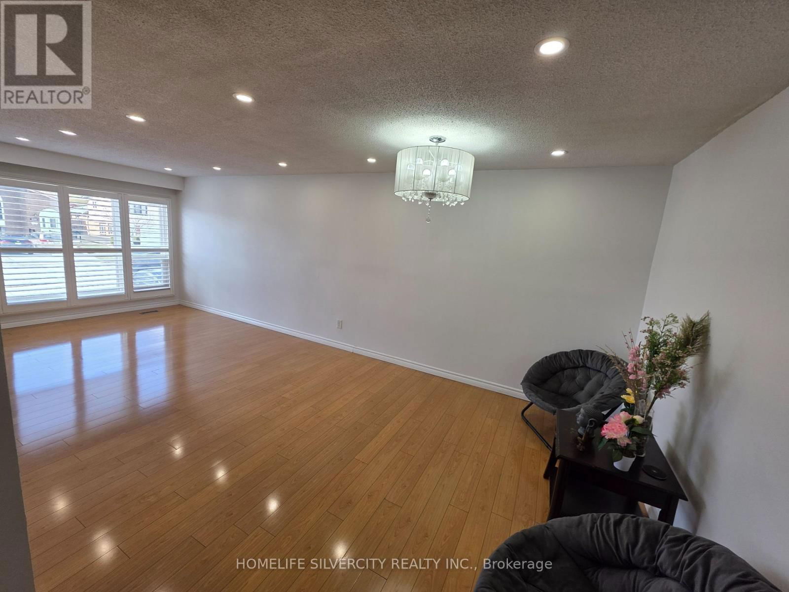 3758 KEENAN CRESCENT Image 6