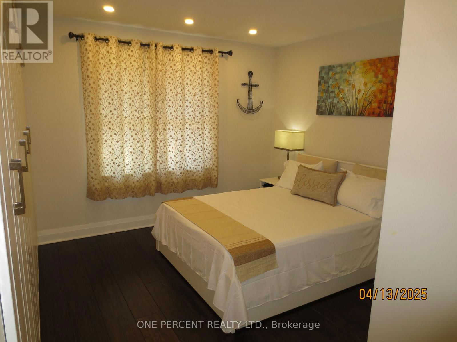 39 DECARIE CIRCLE Image 15