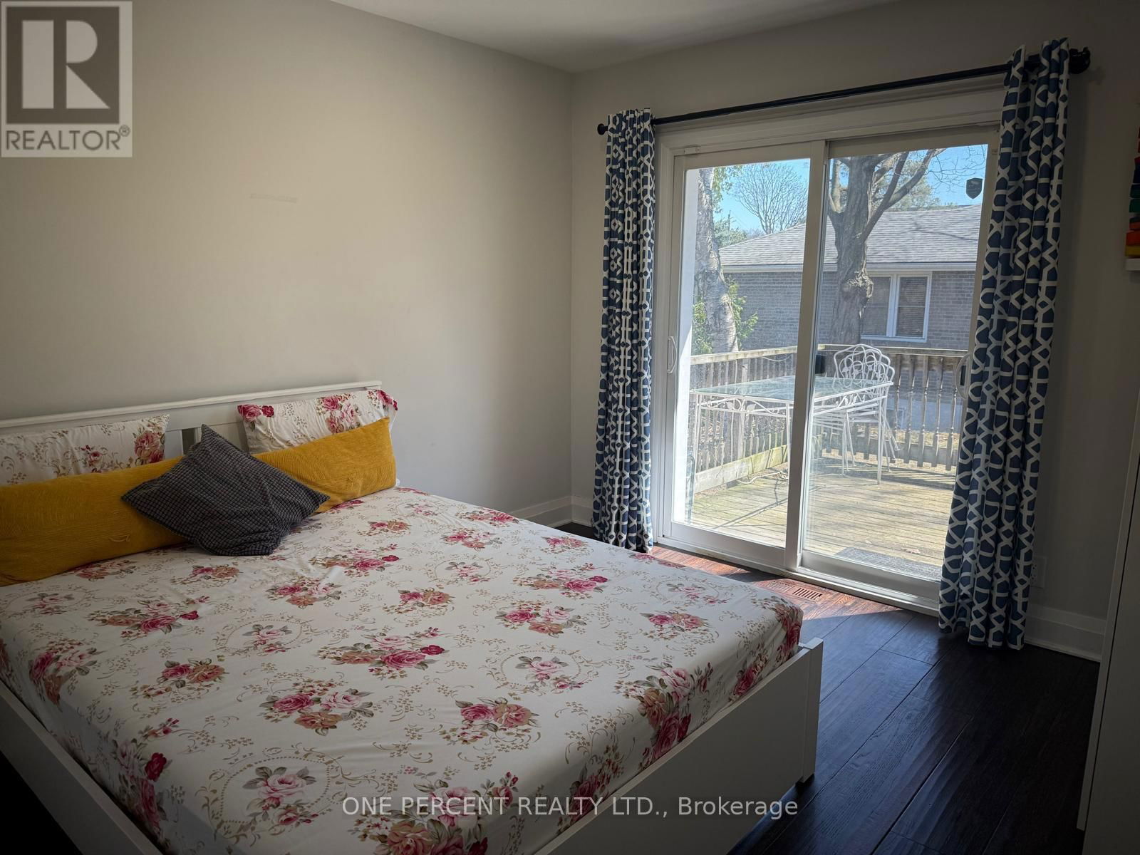 39 DECARIE CIRCLE Image 18