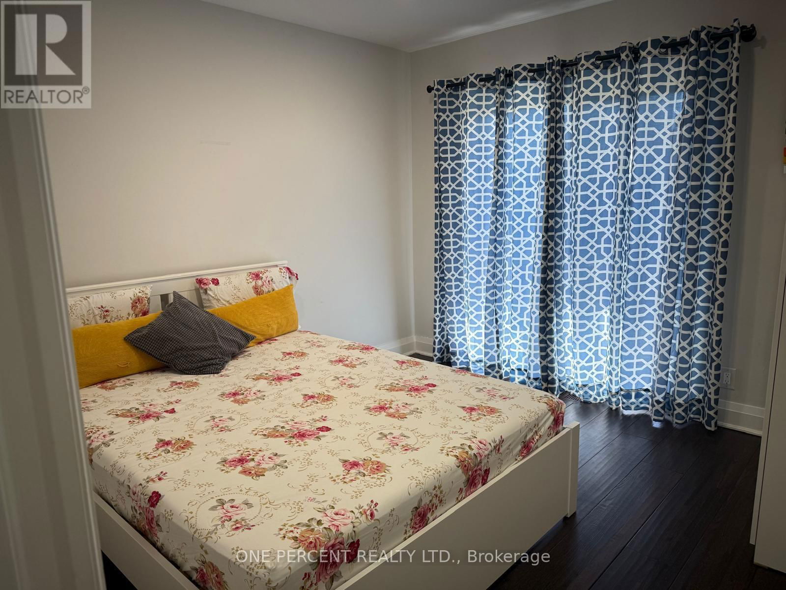 39 DECARIE CIRCLE Image 20