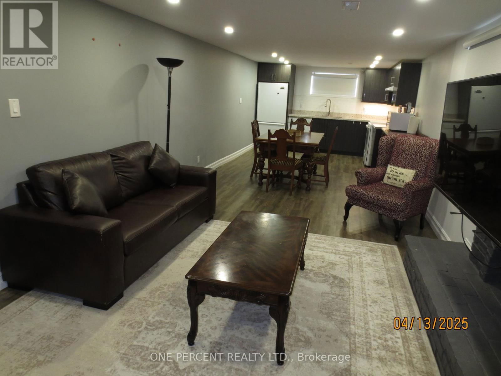 39 DECARIE CIRCLE Image 35