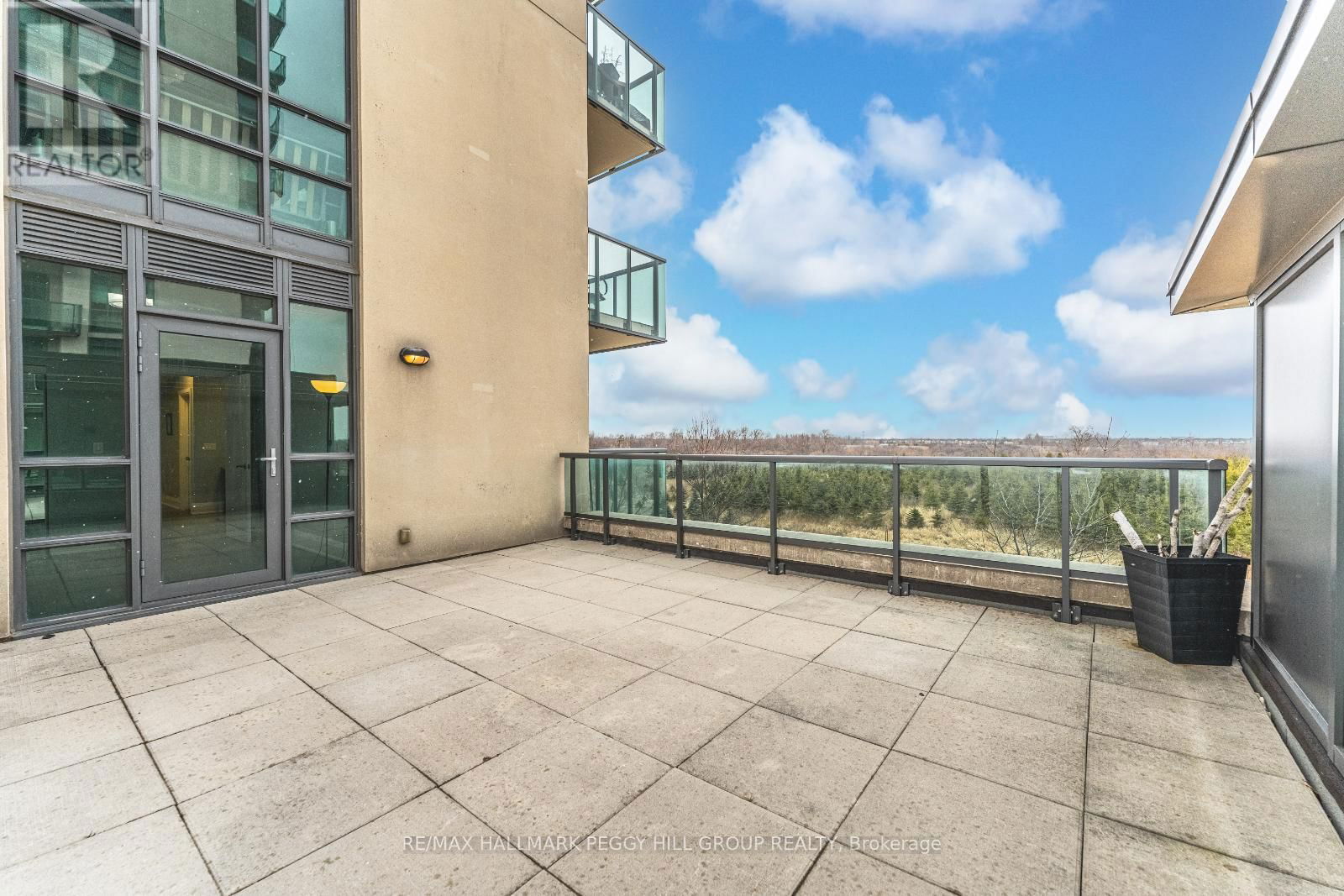 206 - 45 YORKLAND BOULEVARD Image 21