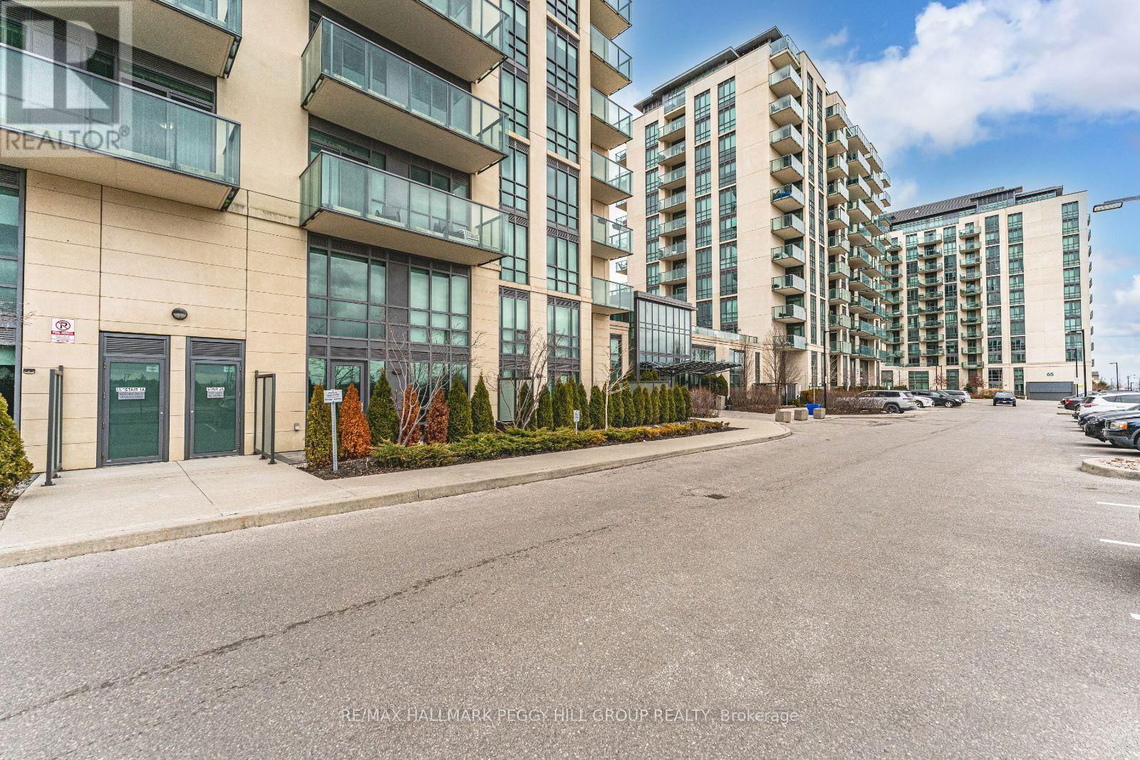 206 - 45 YORKLAND BOULEVARD Image 26