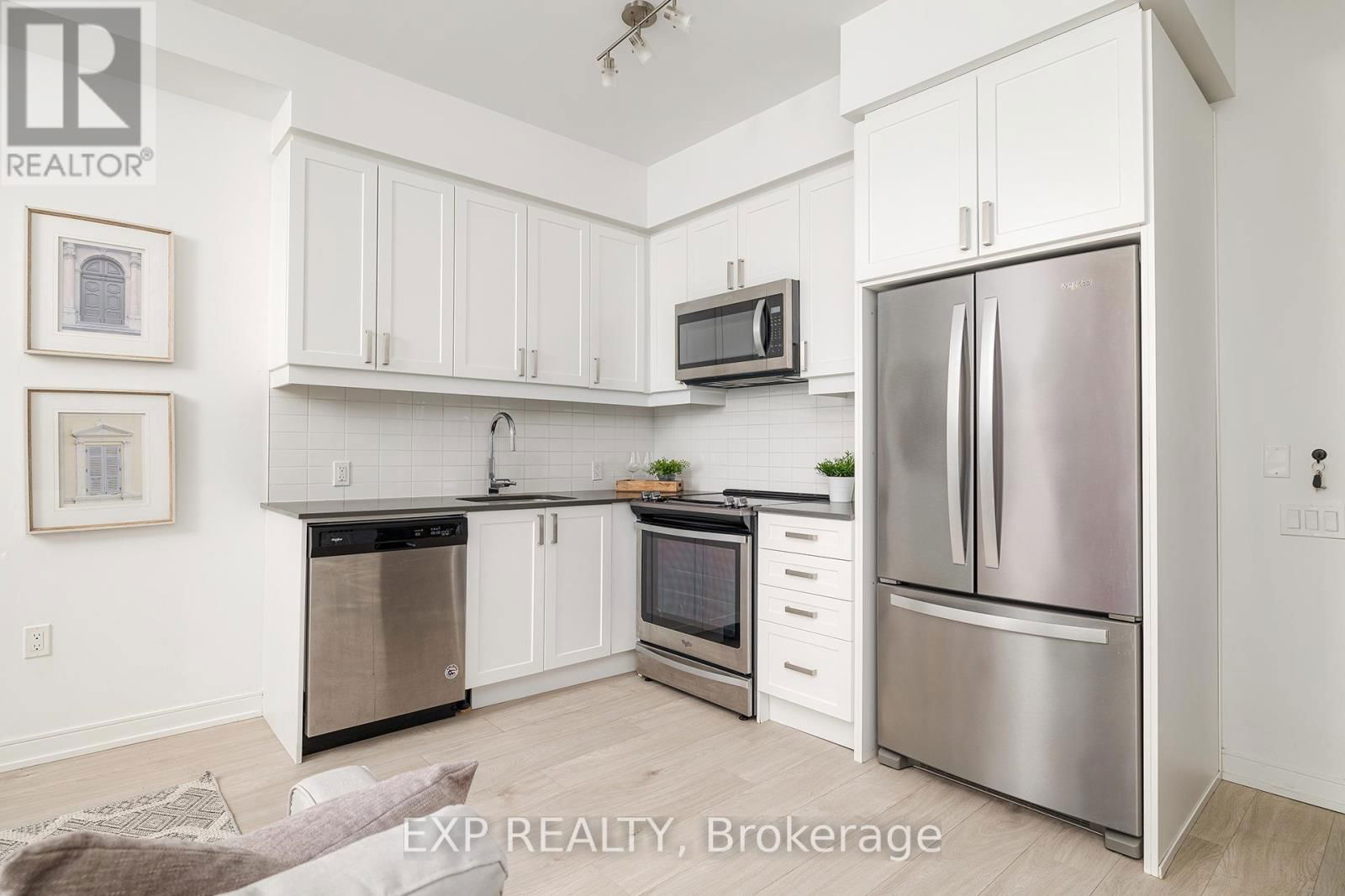 316 - 8 NAHANI WAY Image 6