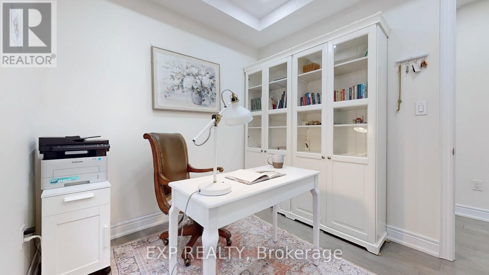 15 FROST STREET Image 23