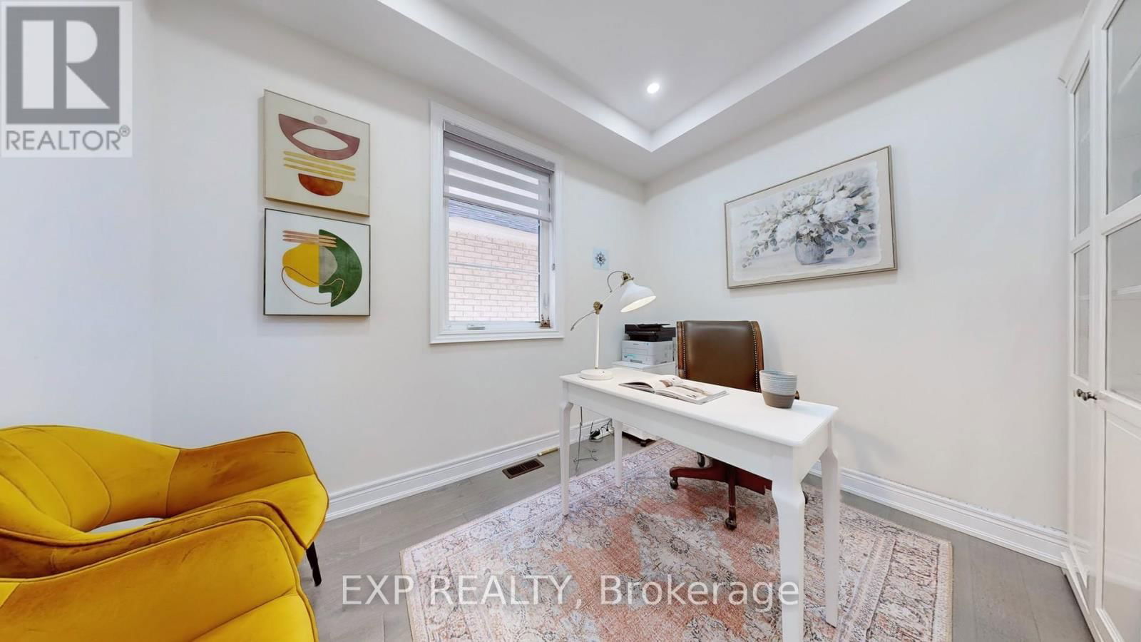 15 FROST STREET Image 24