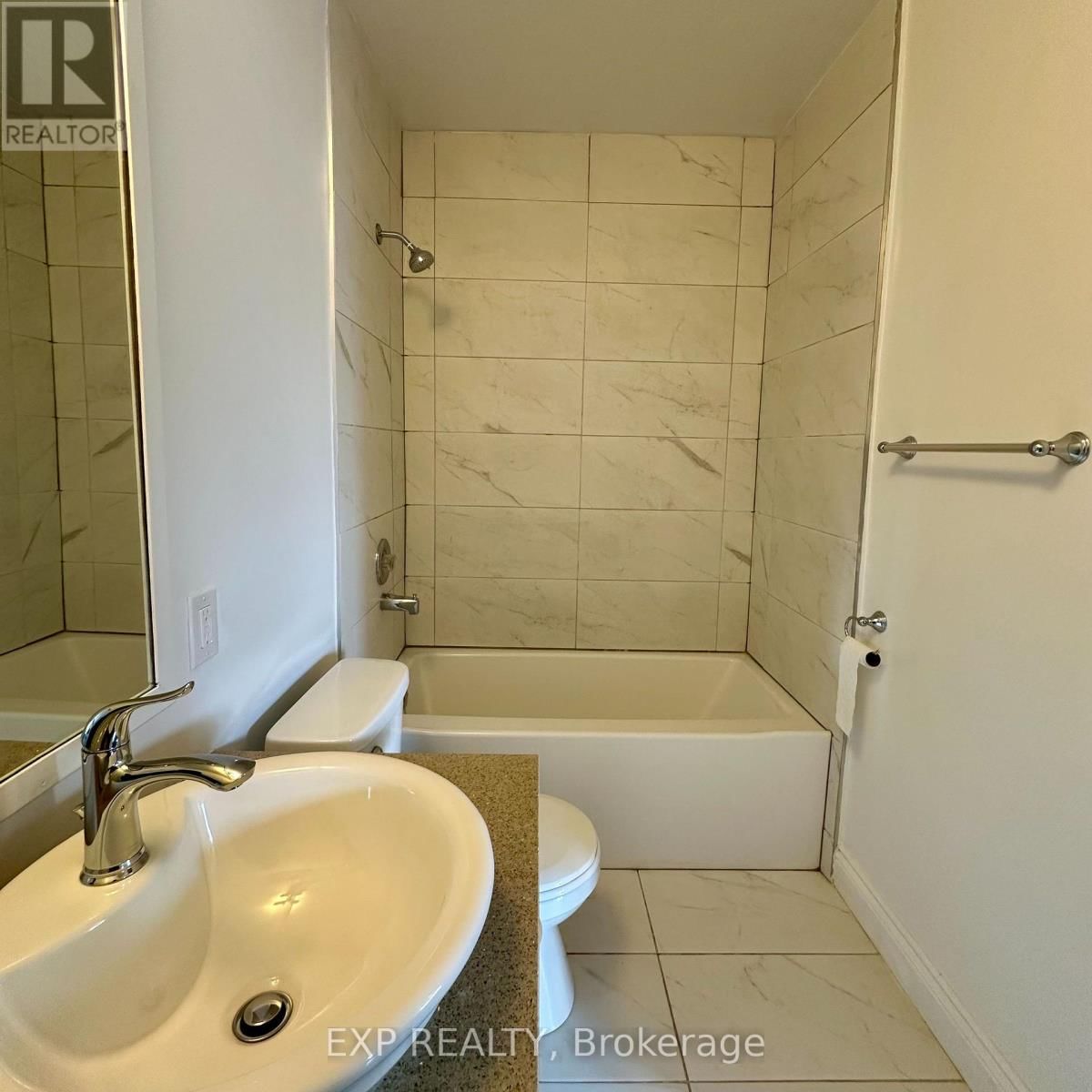 MAIN - 6 LAPP STREET Image 18