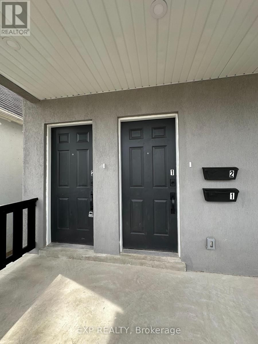 MAIN - 6 LAPP STREET Image 4