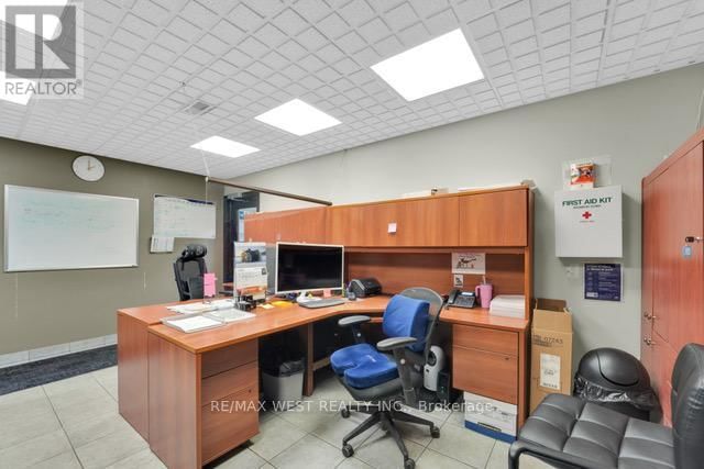 640 HARDWICK ROAD Image 10