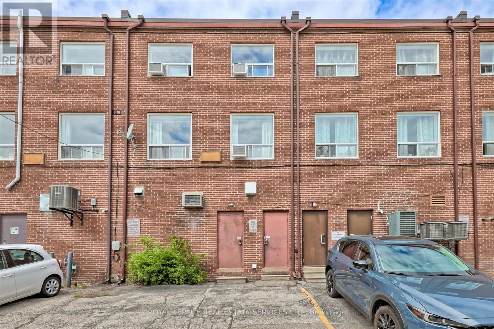 Back - 2875 BLOOR STREET WEST Image 15