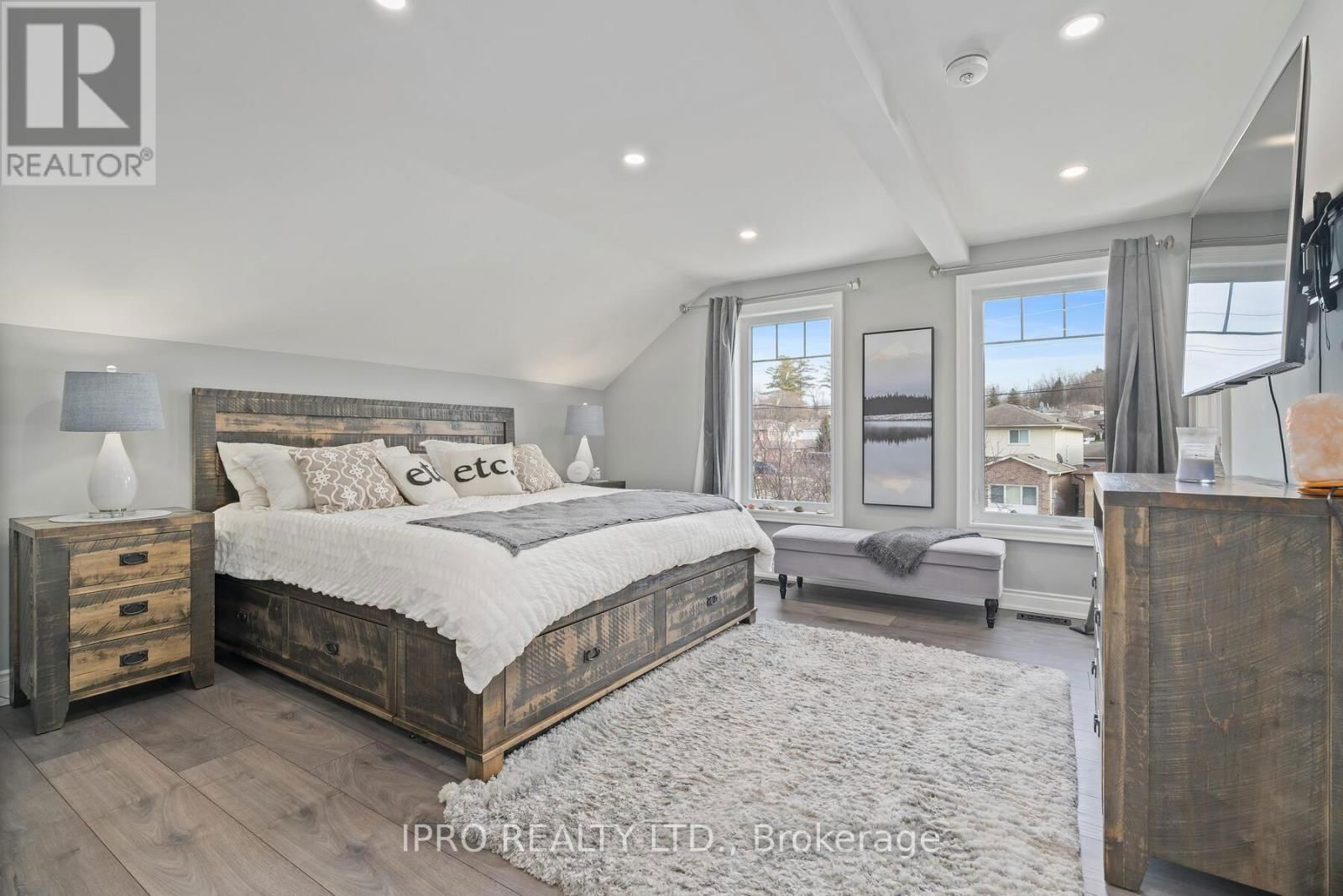 89 JOHN STREET Image 17