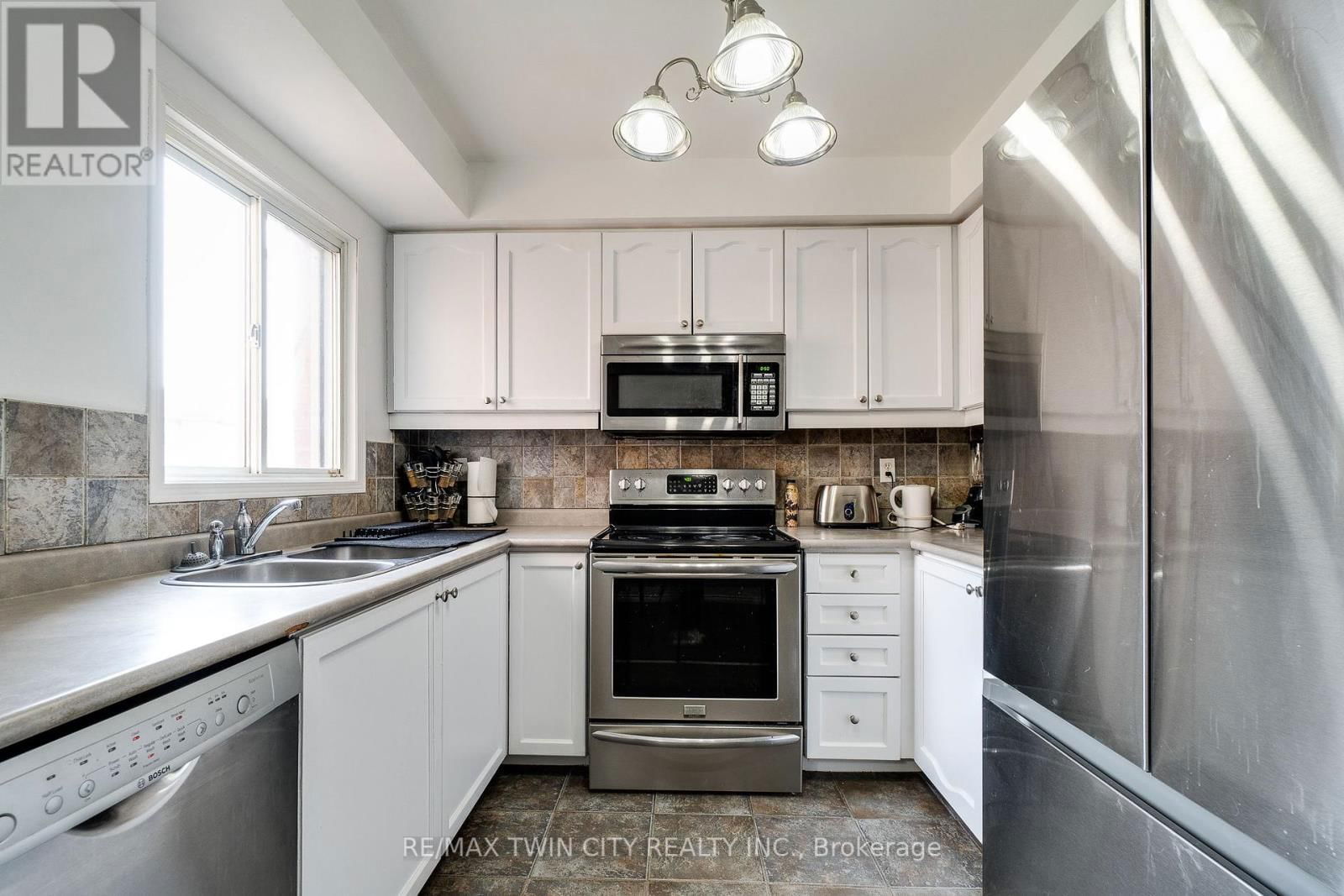 5126 DES JARDINES DRIVE Image 22
