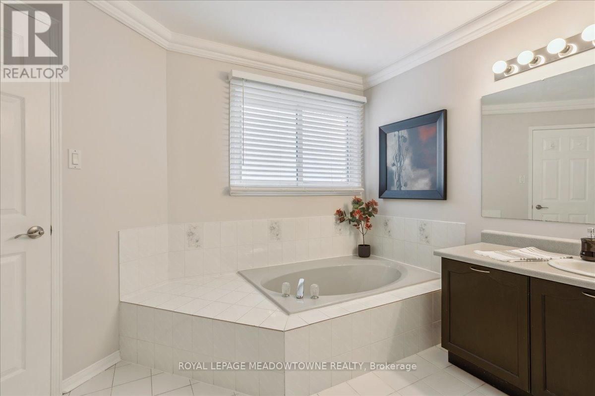 6092 OSPREY BOULEVARD Image 30