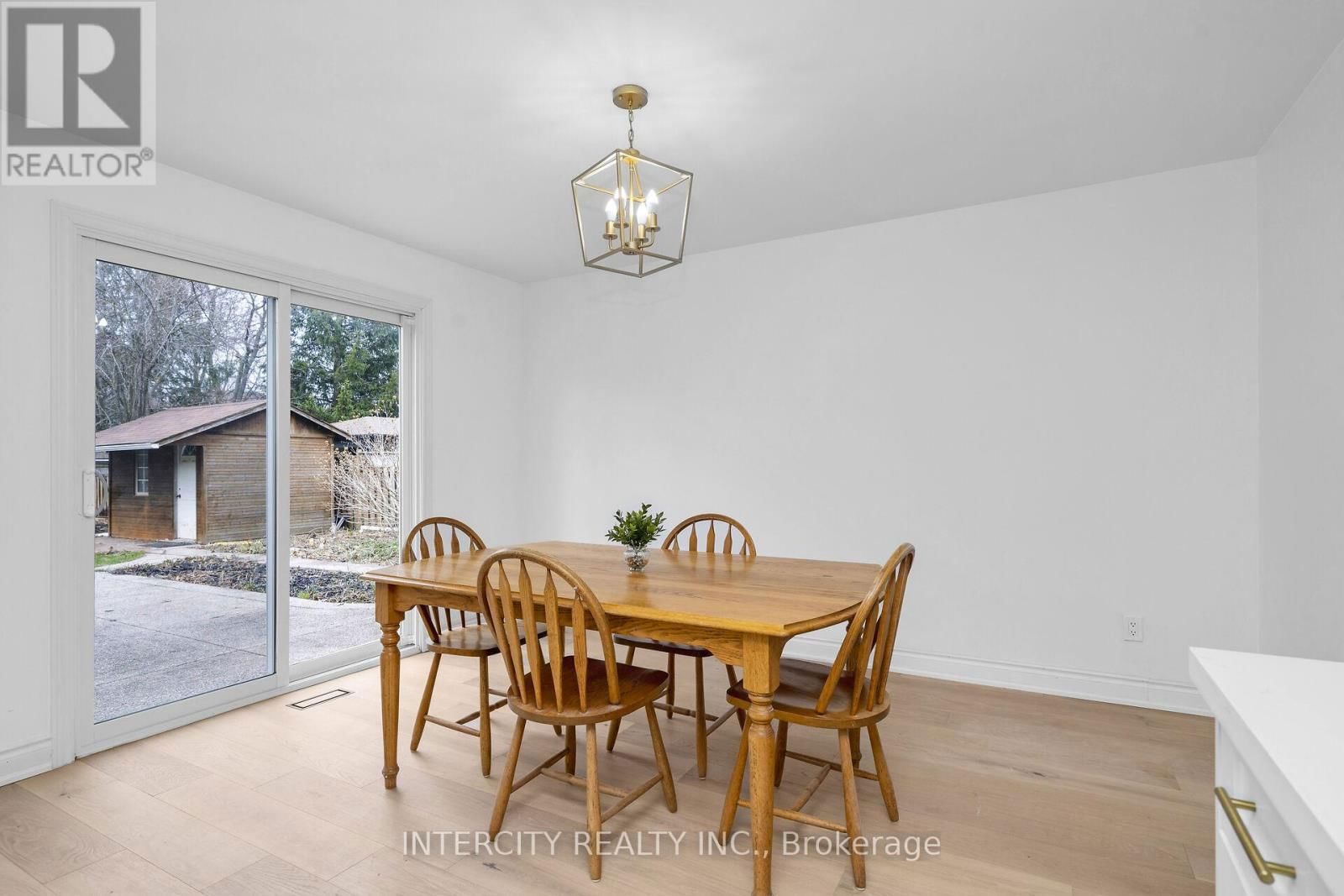 1466 PARISH LANE Image 10