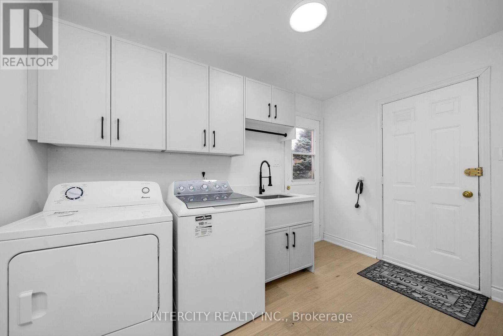 1466 PARISH LANE Image 21