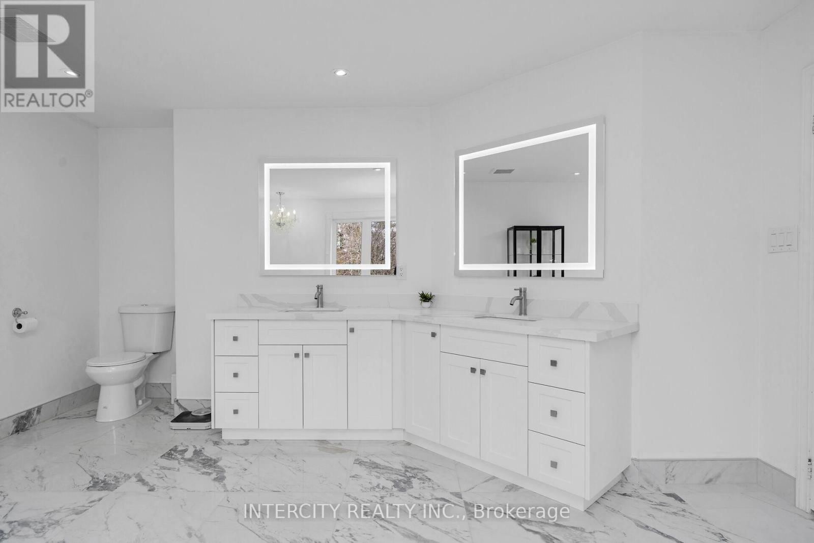 1466 PARISH LANE Image 30