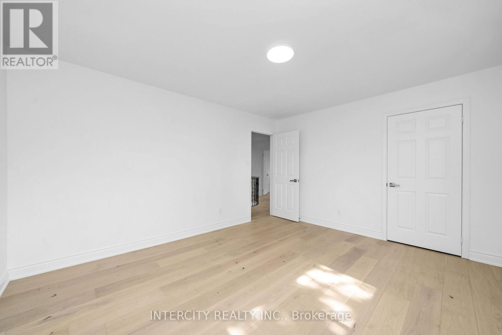 1466 PARISH LANE Image 33