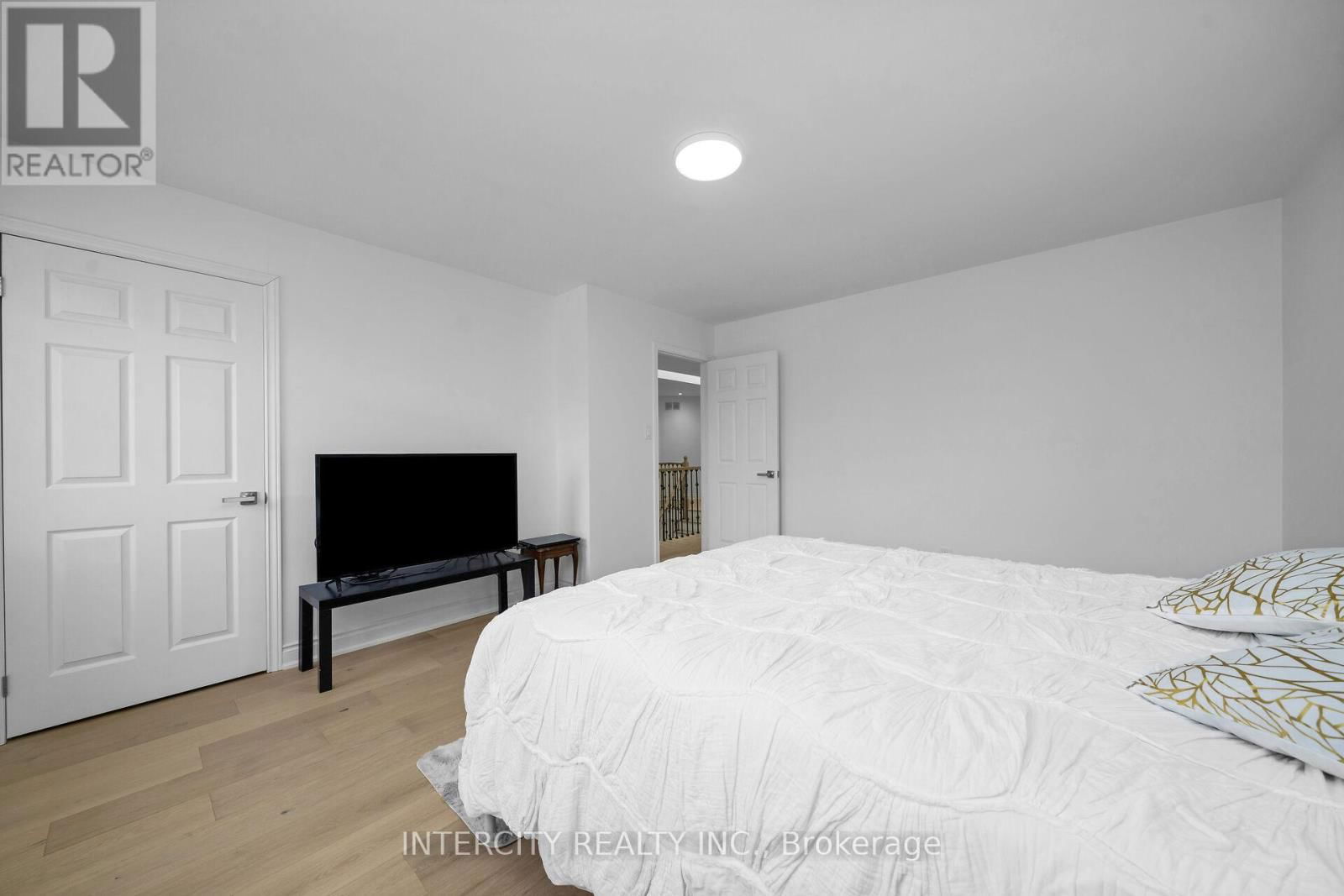 1466 PARISH LANE Image 39