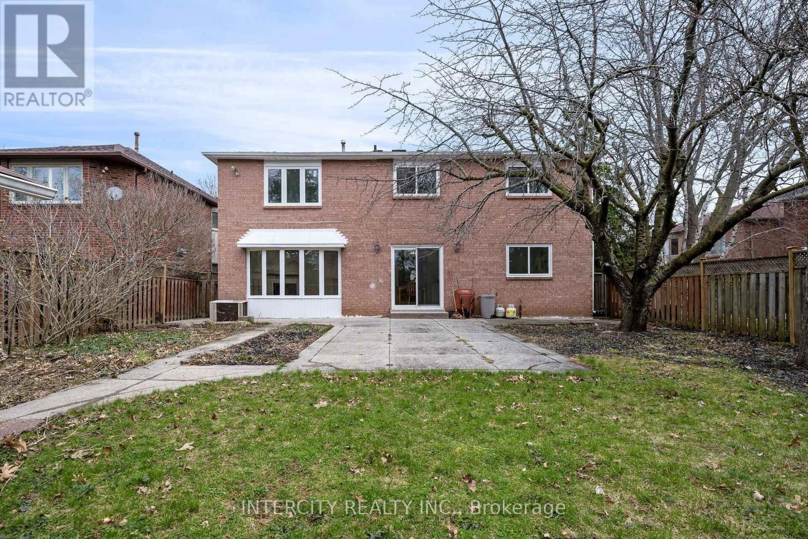 1466 PARISH LANE Image 44