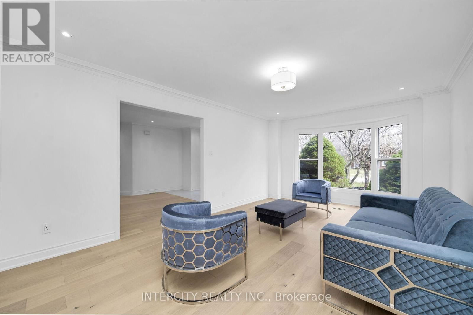 1466 PARISH LANE Image 6