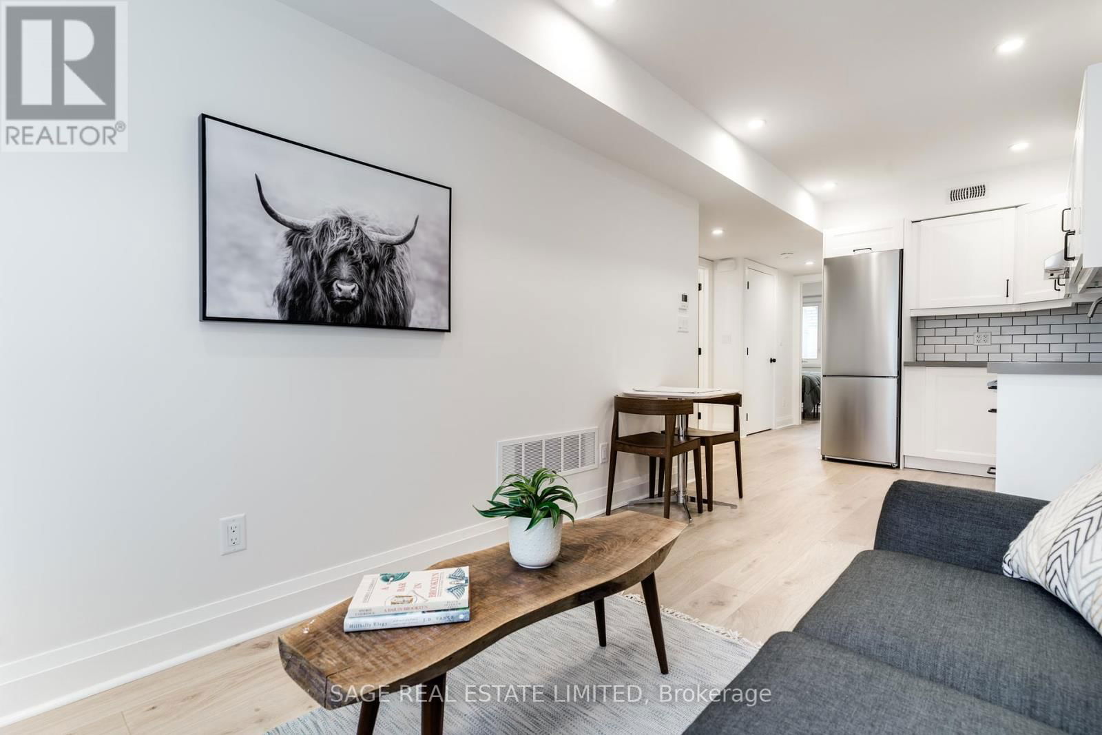 2 - 2413 DUNDAS STREET WEST Image 2