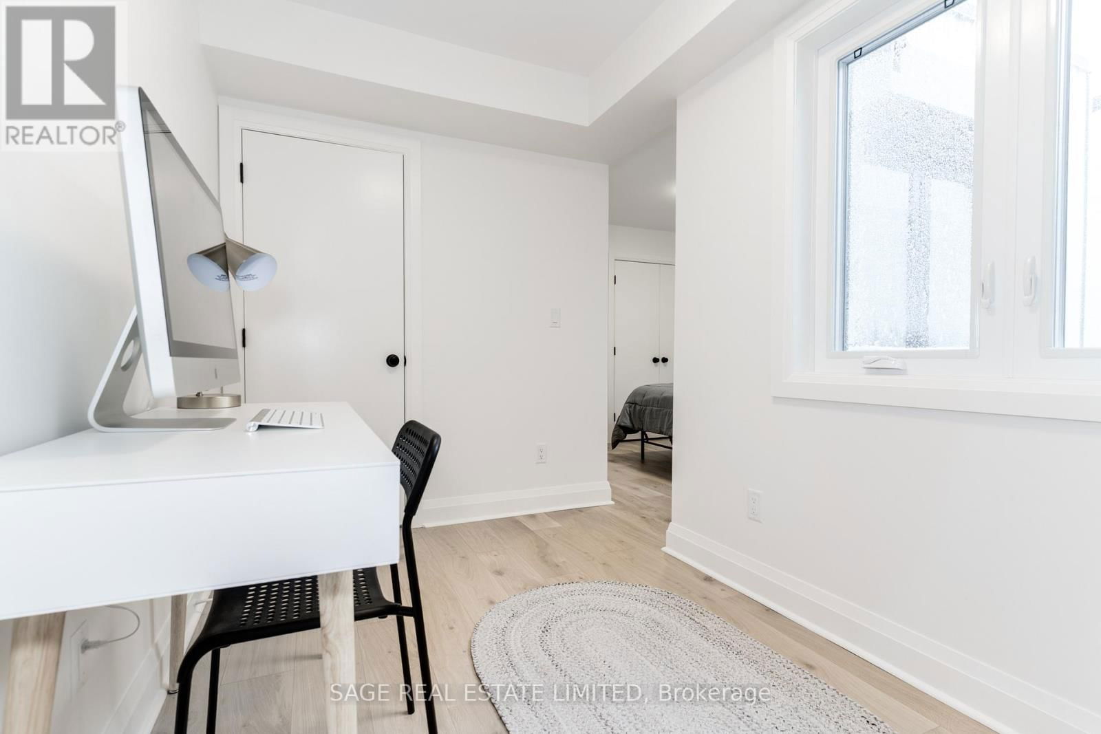 2 - 2413 DUNDAS STREET WEST Image 26